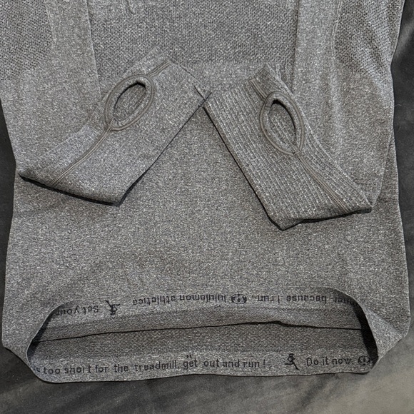 Lululemon athletica Grey Long Sleeve Tee - Picture 4 of 7